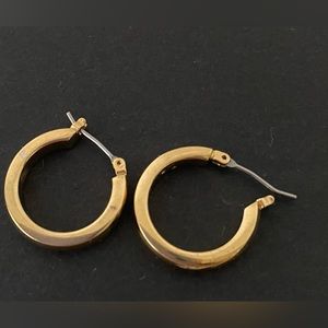Gold plated small hoop earrings